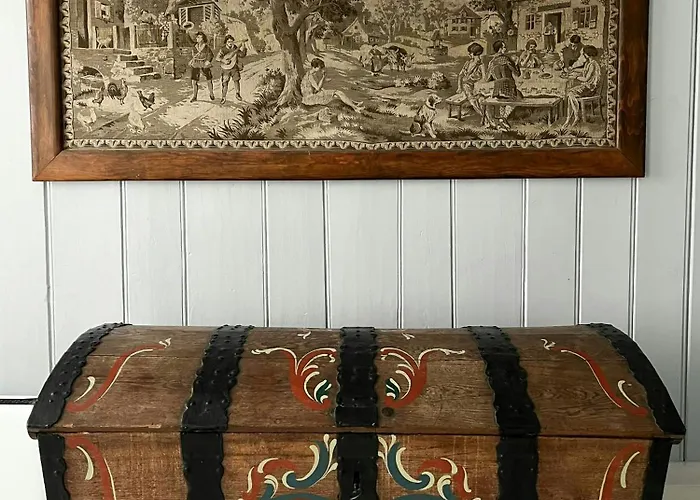 Historic Timber House From The 1800s In Nordfjord * Olden